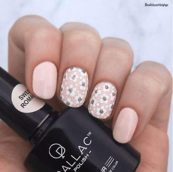 Load image into Gallery viewer, Sweet Romance