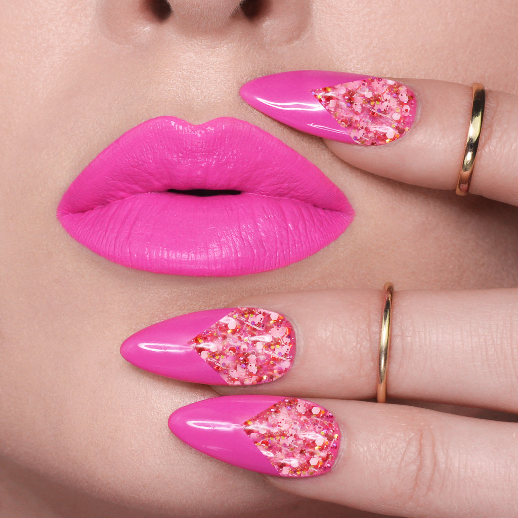 Load image into Gallery viewer, Poochy & Red Carpet Queen